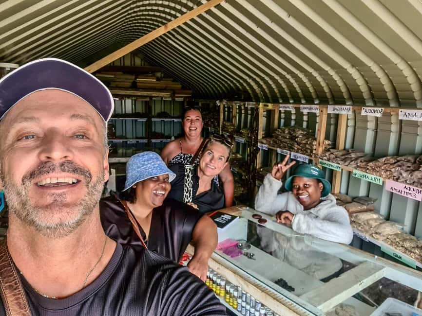 Kwano Lifestyle Day Tour - Be a local for a day - Siya’s dreadlock salon and the meaning of hair