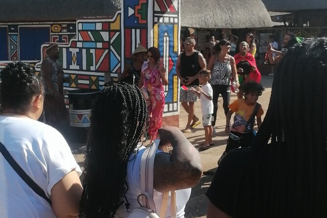 Lesedi cultural village: - Clothing, food, and family customs