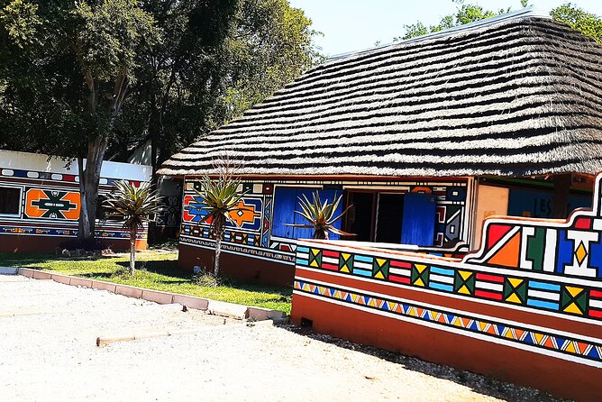 Lesedi cultural village tour - Who will enjoy this six-hour cultural outing?