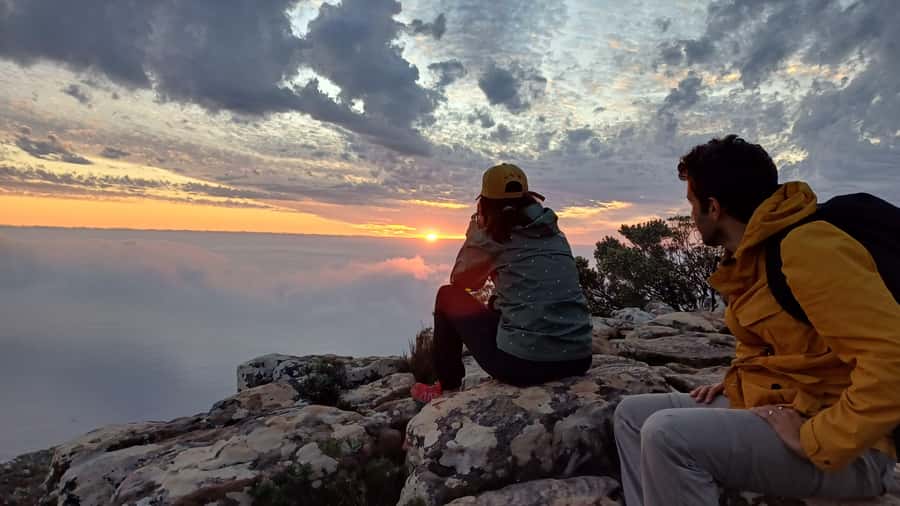 Lion's Head: Hike with a registered hiking guide - What to pack for the three hours