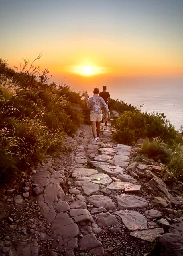 Lion's Head Sunrise or Sunset Hike + Hotel Pick-Up - Geoffs guiding style and the personal touch