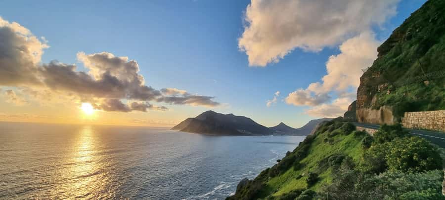 Luxury Cape of Good Hope & Penguin Tour - The final drink stop gives the day a social finish