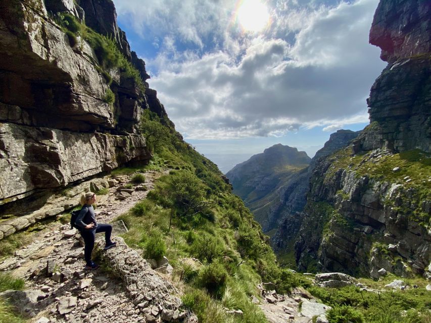 Platteklip Guide Hike + Cable Car Down | With Hotel Pick-up - What to pack for the mountain