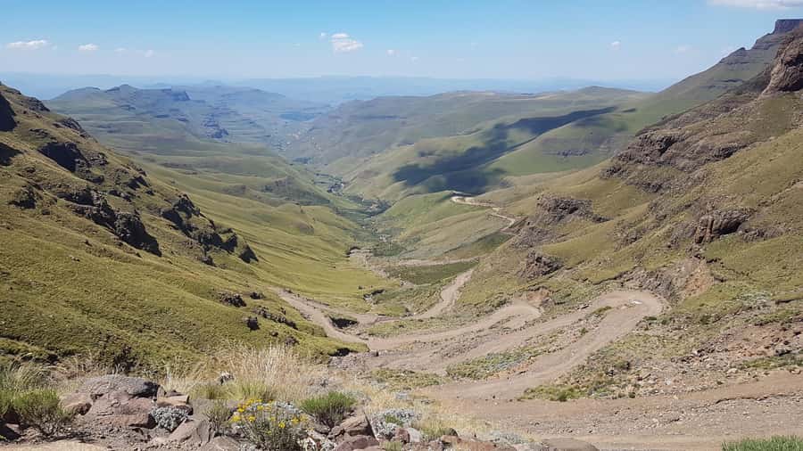 Private Sani Pass Classic Tour: High value for money - The return over the switchbacks