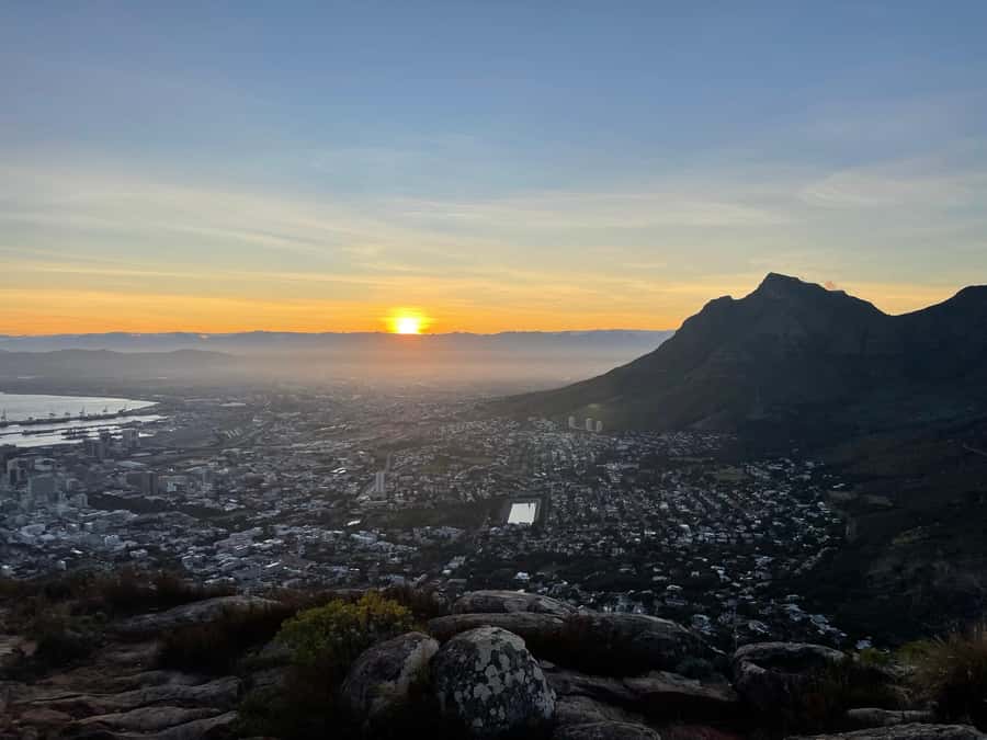 Privately Guided Sunset/Sunrise Hike Lions Head, (Pickup) - Photo stops and the climb toward the summit