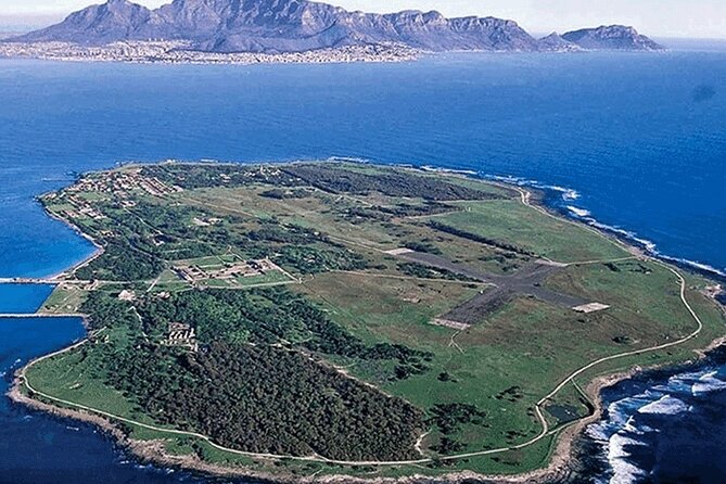 Robben Island Experience: Pre-Booked Ticket & Return Transfers - The island bus circuit and its historical stops