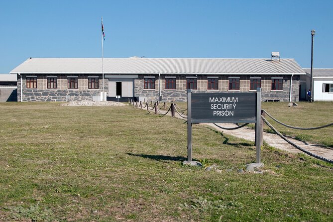 Robben Island Tour including Pick Up & Drop Off from Cape Town - The Official Guide Versus Your Cape Town Driver