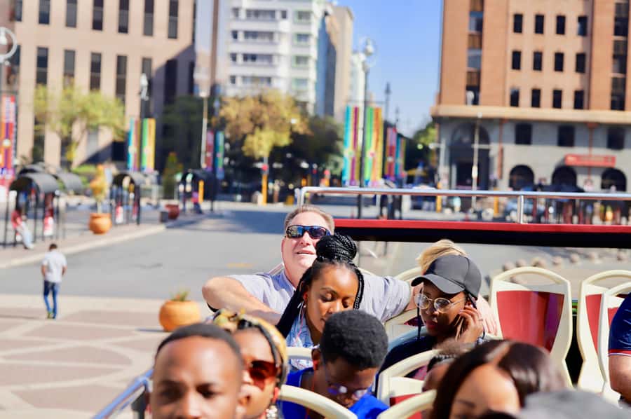 Soweto: Hop-On Hop-Off Bus, City Tour and Apartheid Museum - What the guides add