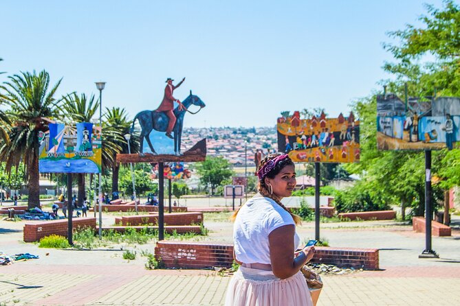 Soweto Walking Tour with Lunch - Baragwanath Road and everyday Soweto
