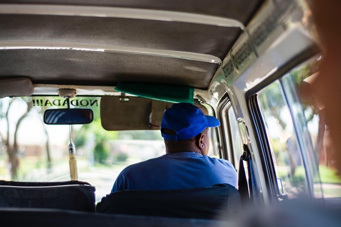 Soweto Walking Tour with Lunch - Orlando Towers and a kota lunch