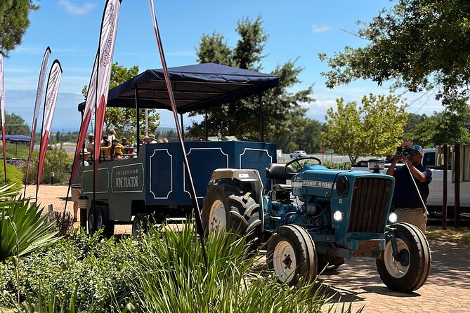 Stellenbosch Wine Tractor hop-on-hop off wine tasting tour - Weather, timing, and comfort