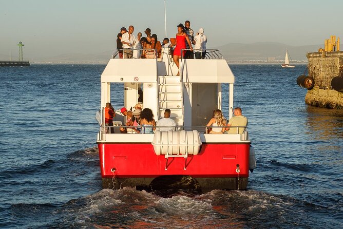 Sunset Boat Cruise Cape Town - Table Mountain, Lion’s Head, and the changing light