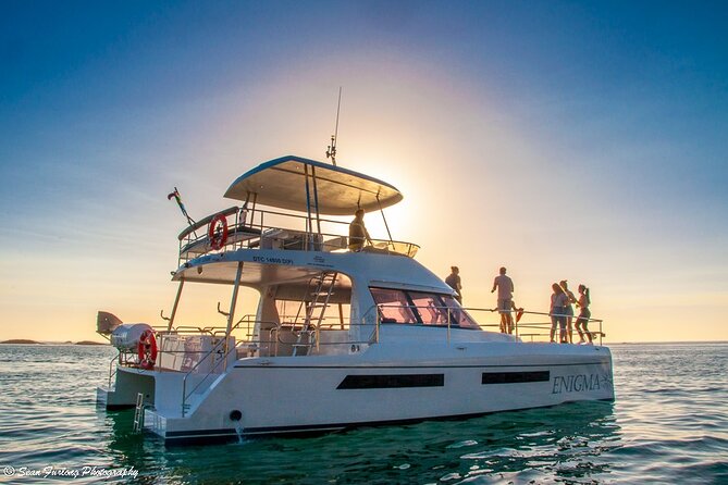 Sunset Champagne Cruise from Cape Town - A 90-minute route built around golden hour
