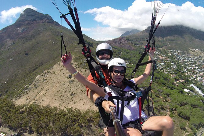 Tandem Paragliding Cape Town Experience TABLE MOUNTAIN PARAGLIDE - Weather can change the whole day