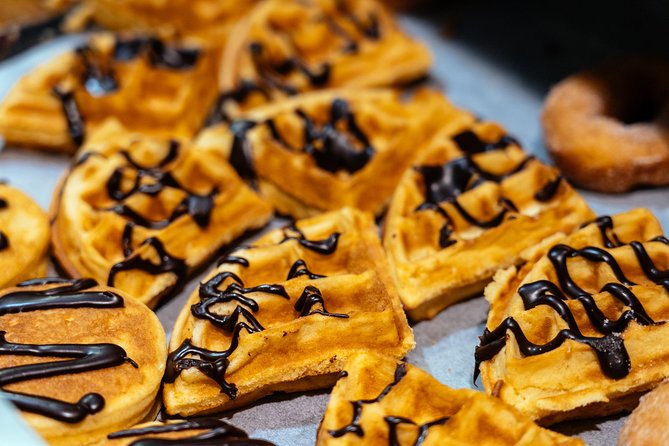 The 10 Tastings of Cape Town With Locals: Private Food Walking Tour - Greenmarket Square: the first taste of old Cape Town