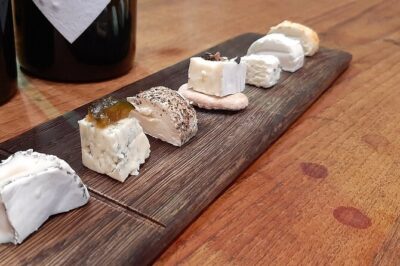 Wine Tour to Stellenbosch & Franschhoek with Tastings & Lunch